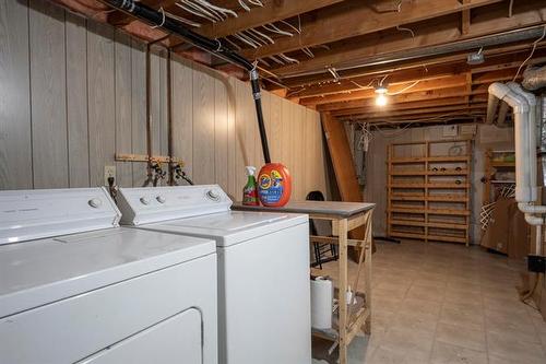 588 Chalfont Rd, Winnipeg, MB 