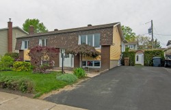 1695 Av. Kent Chambly, QC J3L 4M8