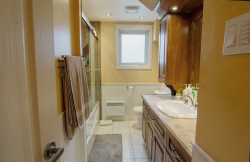 Salle de bains - 1695 Av. Kent, Chambly, QC - Indoor Photo Showing Bathroom