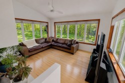 Salon - 