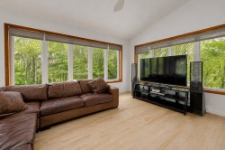 Salon - 