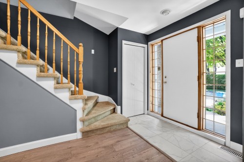 Hall d'entrée/Vestibule - 61 Rue Beaudoin, Repentigny (Repentigny), QC - Indoor Photo Showing Other Room