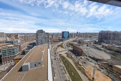 View - 2314-245 Boul. Robert-Bourassa, Montréal (Ville-Marie), QC - Outdoor With View