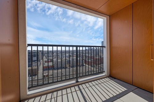 Balcony - 2414-245 Boul. Robert-Bourassa, Montréal (Ville-Marie), QC - Outdoor With Exterior