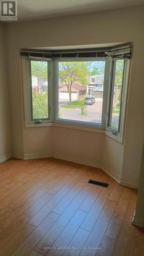113 Wintermute Boulevard, Toronto, ON - Indoor Photo Showing Other Room