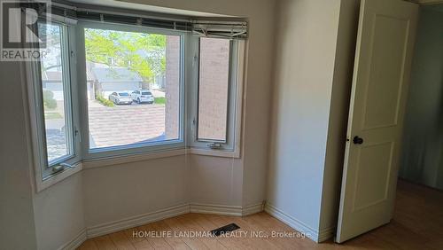 113 Wintermute Boulevard, Toronto, ON - Indoor Photo Showing Other Room