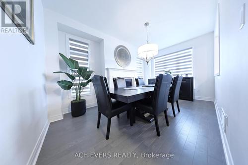 52 Branigan Crescent, Halton Hills, ON - Indoor Photo Showing Dining Room