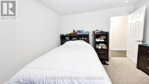 52 Branigan Crescent, Halton Hills, ON - Indoor Photo Showing Bedroom