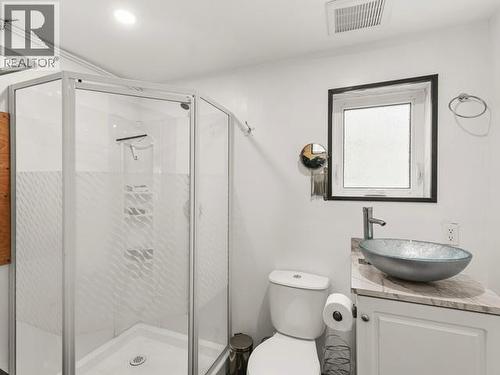 Lot 1197 Spirit Lake, Whitehorse South, YT - Indoor Photo Showing Bathroom