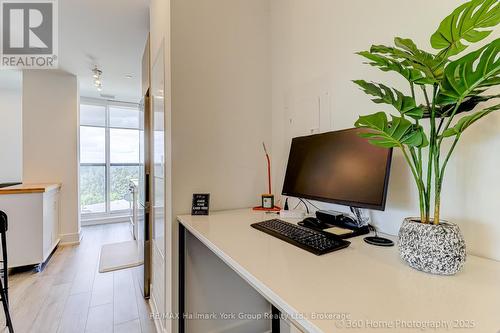 534 - 3100 Keele Street, Toronto (Downsview-Roding-Cfb), ON - Indoor Photo Showing Other Room