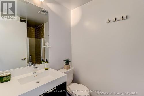 534 - 3100 Keele Street, Toronto (Downsview-Roding-Cfb), ON - Indoor Photo Showing Bathroom