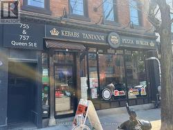 755 QUEEN STREET E Toronto, ON M4M 1H3