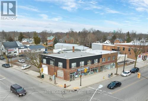 100 London, Chatham-Kent, ON 