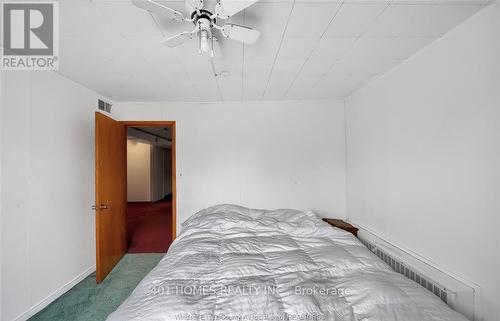100 London, Chatham-Kent, ON 