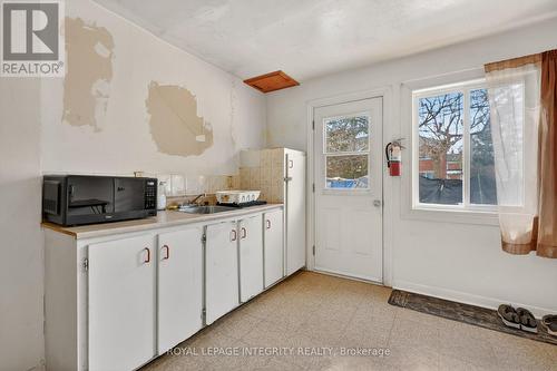 322-324 Queen Mary Street, Ottawa, ON 