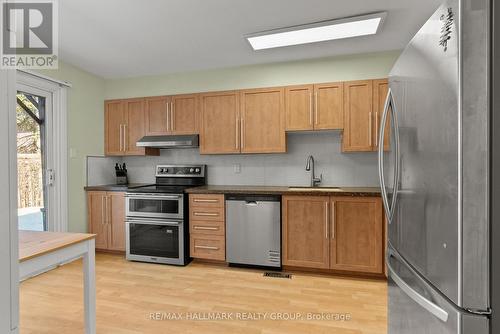48 Sample Road, Ottawa, ON - Indoor Photo Showing Kitchen