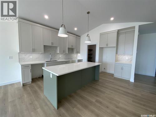 242 Doran Way, Saskatoon, SK - Indoor Photo Showing Kitchen With Upgraded Kitchen