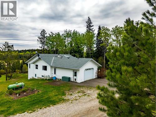 7497 Little Fort 24 Highway, Bridge Lake, BC - Outdoor