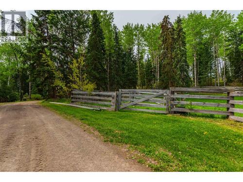 7497 Little Fort 24 Highway, Bridge Lake, BC - Outdoor