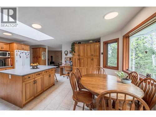 7497 Little Fort 24 Highway, Bridge Lake, BC - Indoor Photo Showing Dining Room