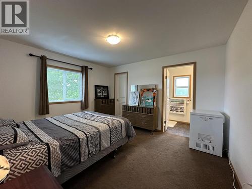 2510 North Bonaparte Road, 70 Mile House, BC - Indoor Photo Showing Bedroom