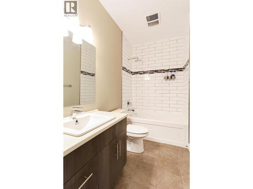 206 110 Baxter Avenue, Kitimat, BC - Indoor Photo Showing Bathroom