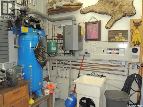 Yergens Acreage, Estevan Rm No. 5, SK - Indoor