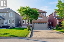 69 BILBERMAR DRIVE Richmond Hill, ON L4S 1B9