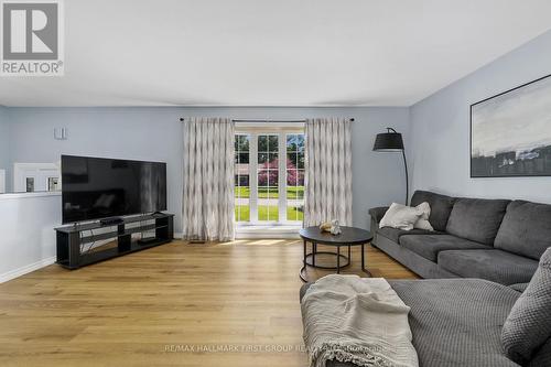 57 Freeman Drive, Port Hope, ON - Indoor Photo Showing Living Room
