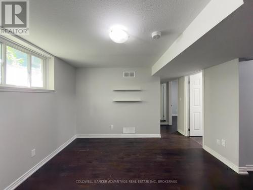 597 First Avenue, Welland (N. Welland), ON - Indoor Photo Showing Other Room
