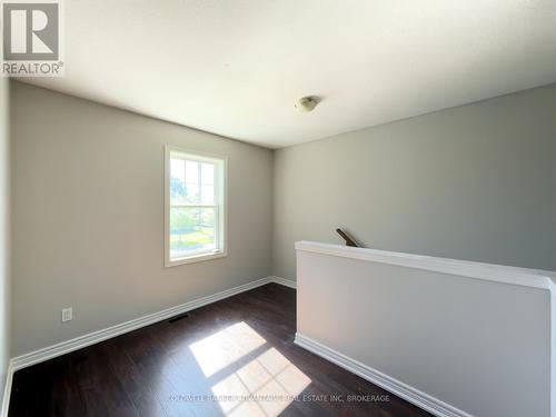 597 First Avenue, Welland (N. Welland), ON - Indoor Photo Showing Other Room