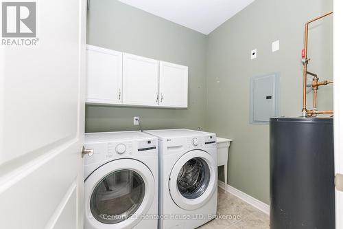 311 - 2799 St. Paul Avenue, Niagara Falls (Church'S Lane), ON - Indoor Photo Showing Laundry Room