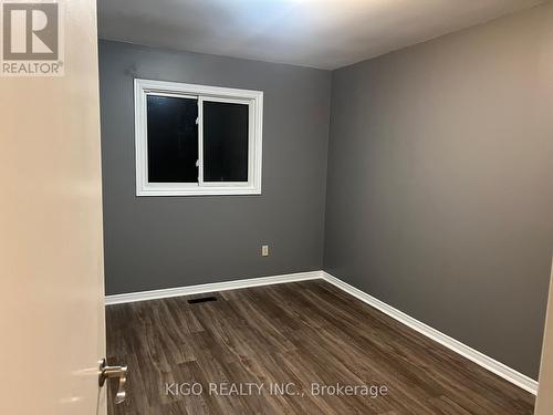 121 - 10 Bassett Boulevard, Whitby, ON - Indoor Photo Showing Other Room