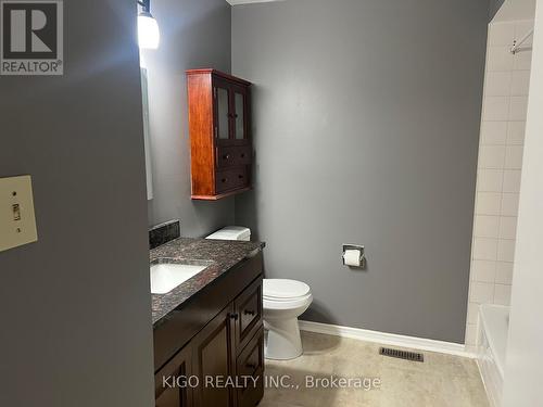 121 - 10 Bassett Boulevard, Whitby, ON - Indoor Photo Showing Bathroom