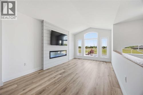 519 Mint Julep Drive, St Clair, ON - Indoor Photo Showing Living Room With Fireplace