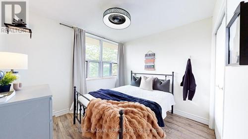 115 - 1055 A Forestwood Drive, Mississauga, ON - Indoor Photo Showing Bedroom