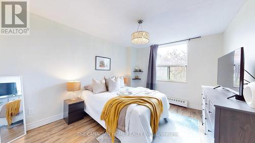115 - 1055 A Forestwood Drive, Mississauga, ON - Indoor Photo Showing Bedroom