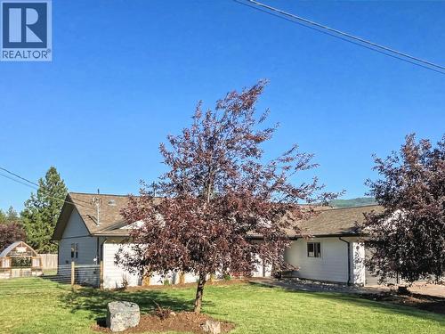 8170 Plotnikoff Road, Grand Forks, BC - Outdoor