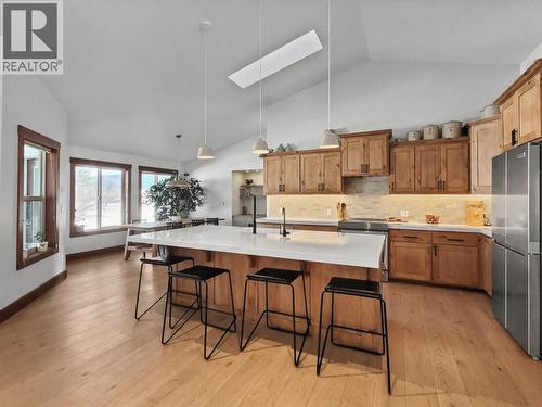 8170 Plotnikoff Road, Grand Forks, BC - Indoor Photo Showing Kitchen With Upgraded Kitchen