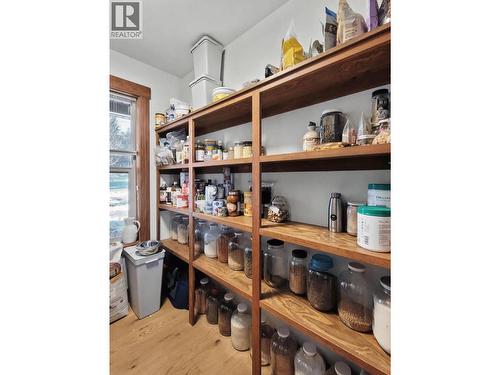 8170 Plotnikoff Road, Grand Forks, BC - Indoor