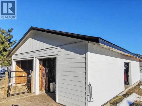 8170 Plotnikoff Road, Grand Forks, BC - Outdoor With Exterior