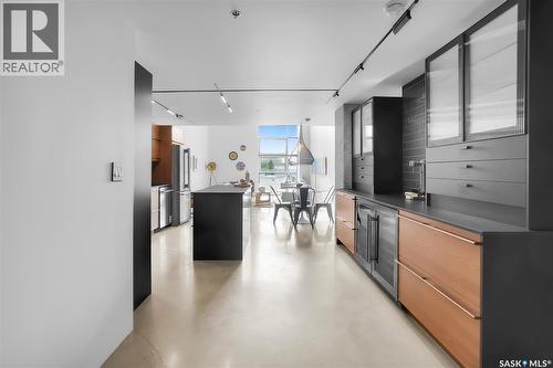206 120 23Rd Street E, Saskatoon, SK - Indoor Photo Showing Kitchen