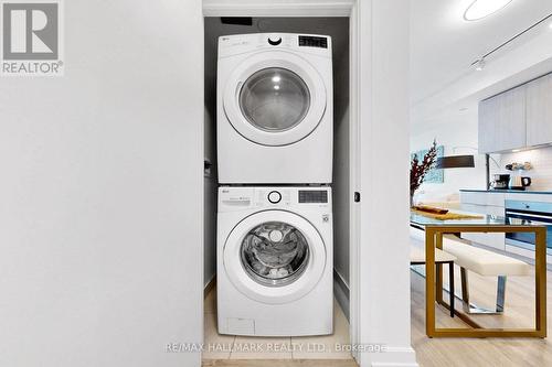 1805 - 20 Tubman Avenue, Toronto, ON - Indoor Photo Showing Laundry Room