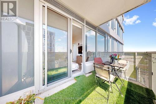 1805 - 20 Tubman Avenue, Toronto, ON -  With Exterior