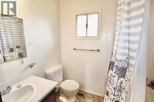 1819 Cedar Crescent, Masset, BC - Indoor Photo Showing Bathroom