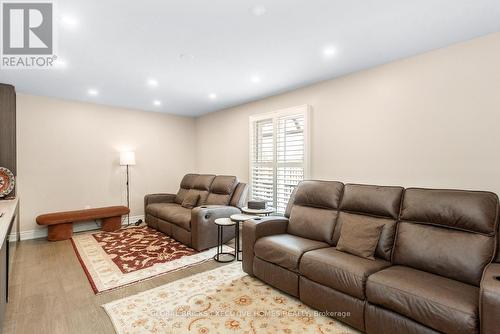 5952 Grossbeak Drive, Mississauga, ON - Indoor