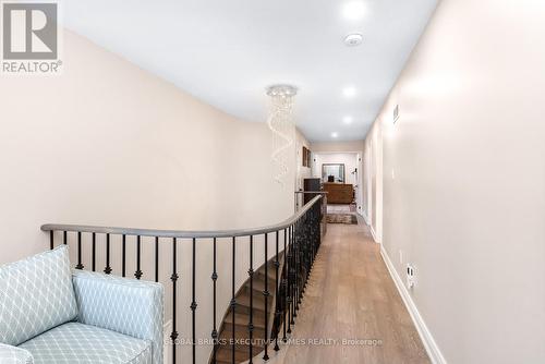 5952 Grossbeak Drive, Mississauga, ON - Indoor Photo Showing Other Room