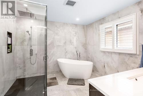 5952 Grossbeak Drive, Mississauga, ON - Indoor Photo Showing Bathroom