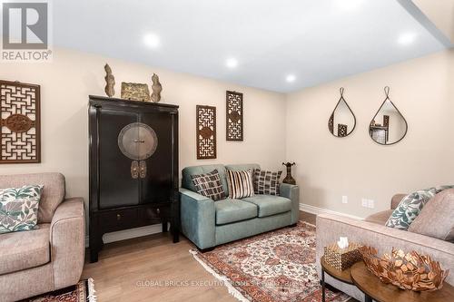 5952 Grossbeak Drive, Mississauga, ON - Indoor Photo Showing Other Room