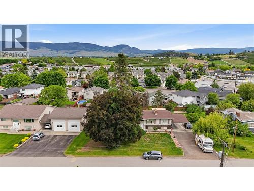 187-193 Cariboo Road, Kelowna, BC 